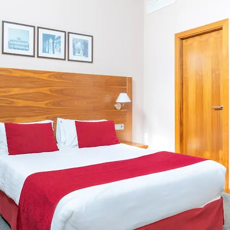 Hospedium Casino Del Tormes 4*